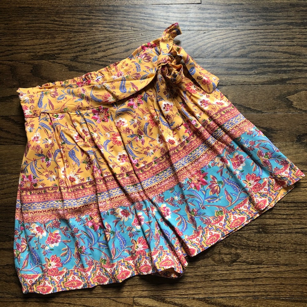 Angie Flowy Shorts!